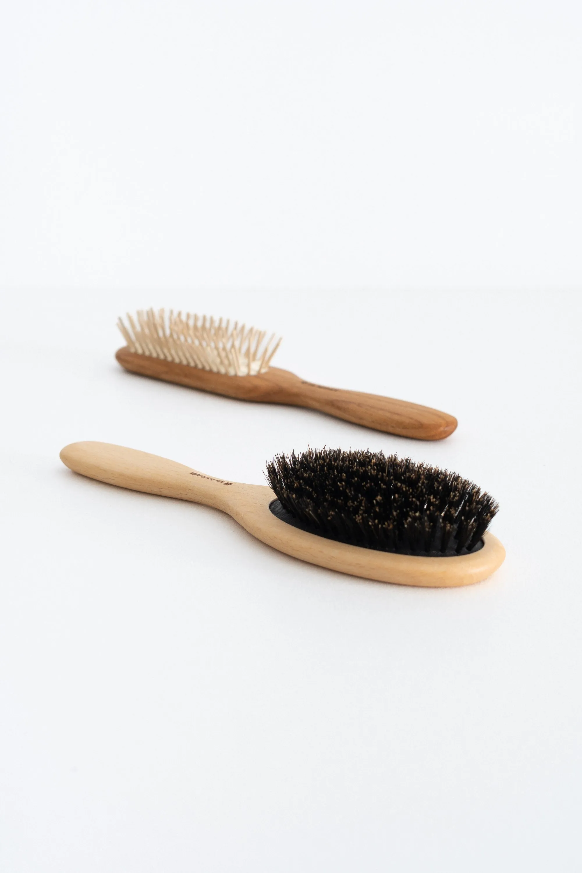 BOAR BRISTLE HAIR BRUSH
