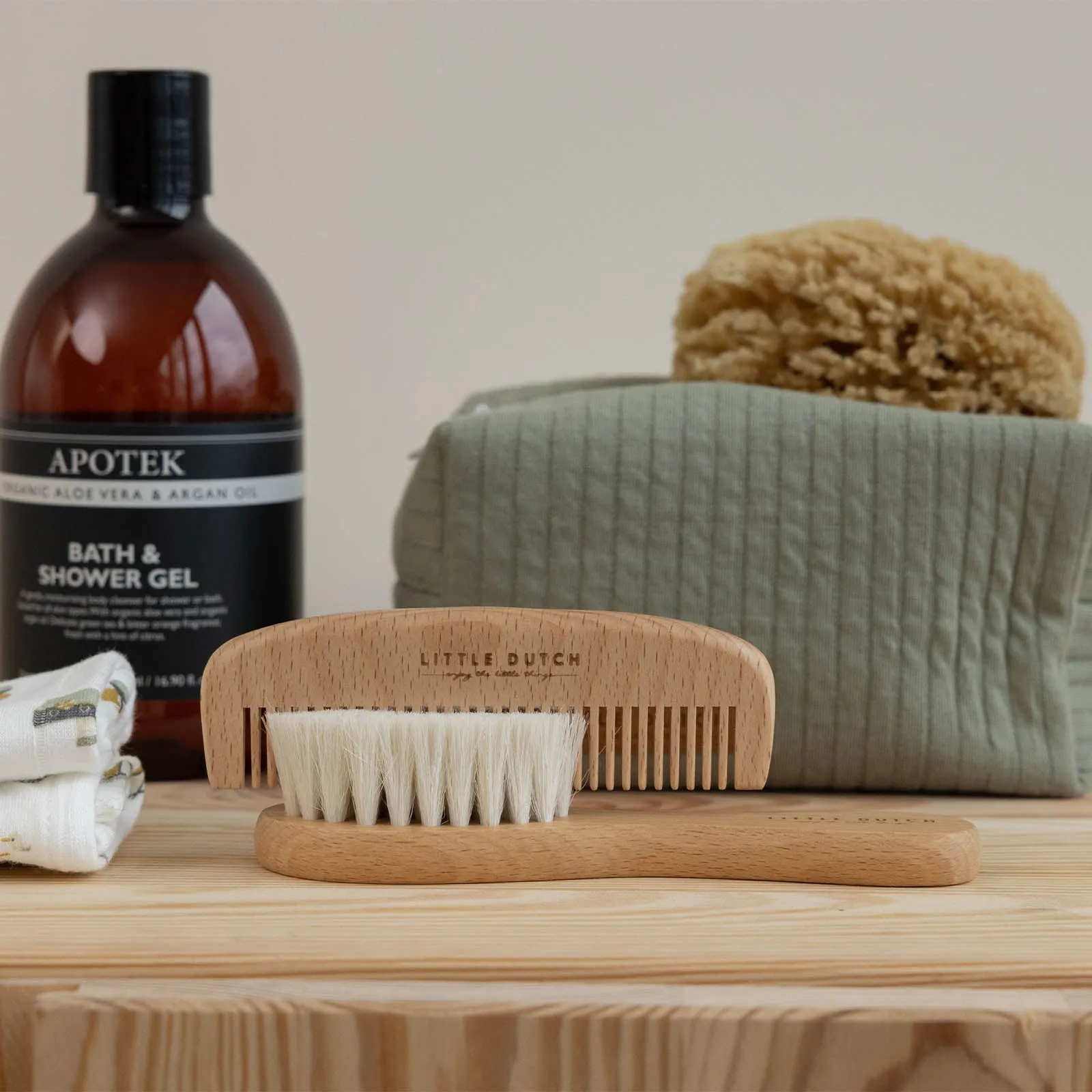 Little Dutch Baby Brush & Comb Set